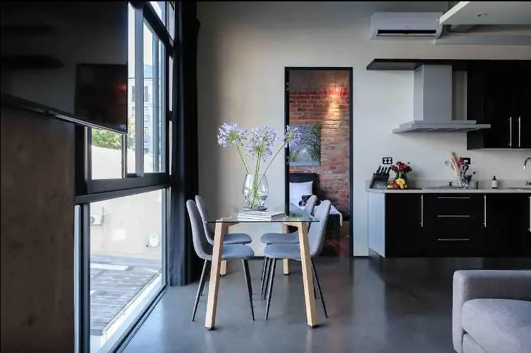 Industrial 1 Bedroom Apartment In The City Bowl Le Cap