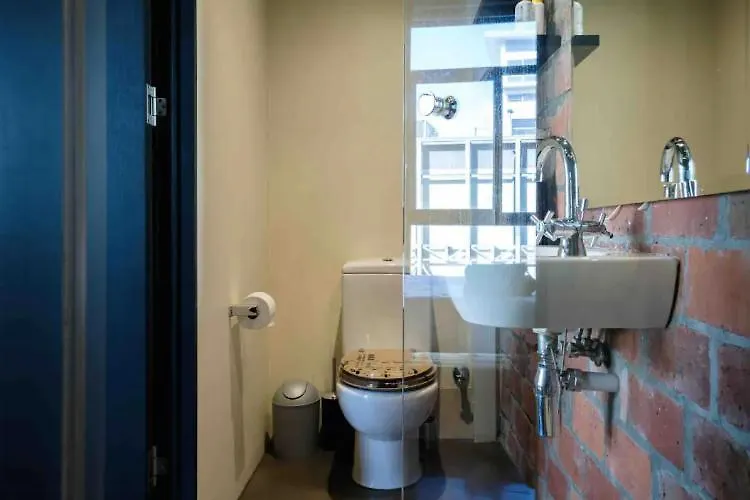 Industrial 1 Bedroom Apartment In The City Bowl Le Cap 0*,  Afrique du Sud
